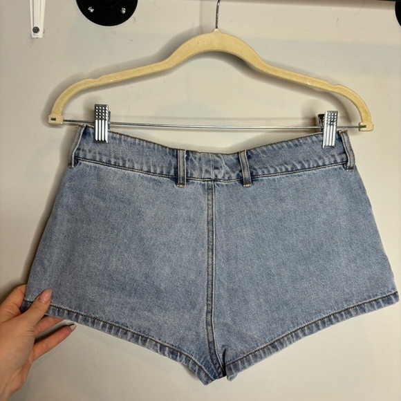 Amanda Uprichard Caresse Denim Shorts Size S Destiny Wash - Picture 8 of 9
